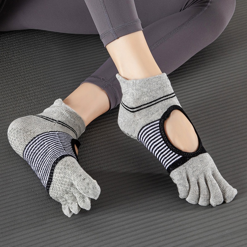 Pilates Socks Yoga Socks with  - Yoga Dance & Fitness Center Llc 评论和价格