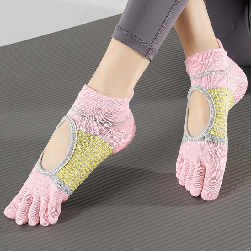Pilates Socks Yoga Socks with  - Yoga Dance & Fitness Center Llc 评论和价格